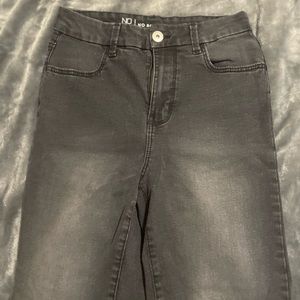 Worn a couple times. Good condition.